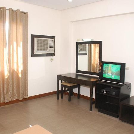 Cebu Century Hotel Екстериор снимка